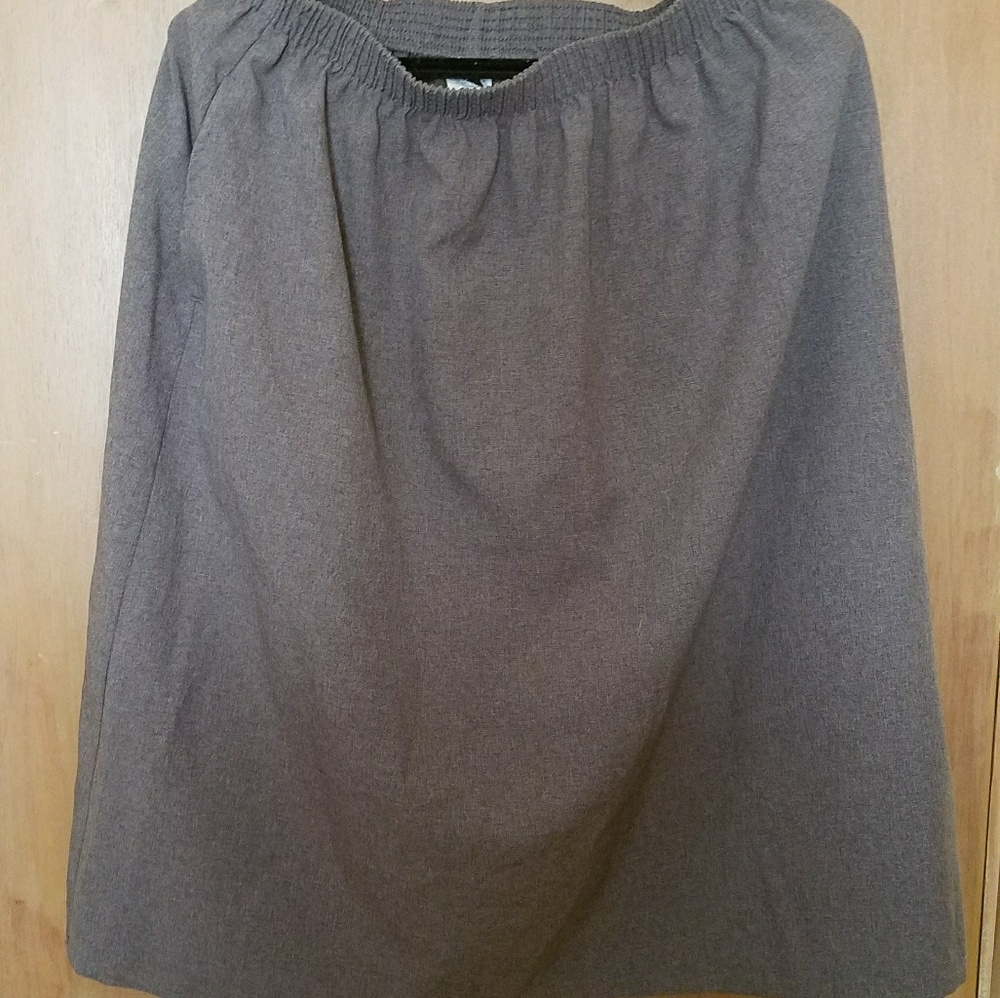ITEM DONATED Gray pencil skirt